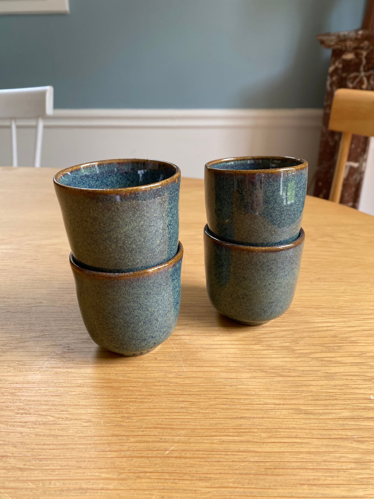 Set de 4 TASSES à CAFÉ
